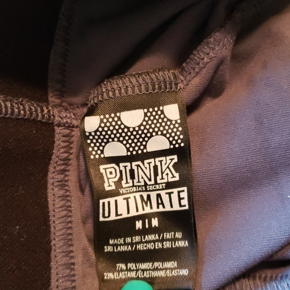 Victoria secret PINK workout capri - Picture 2 of 2